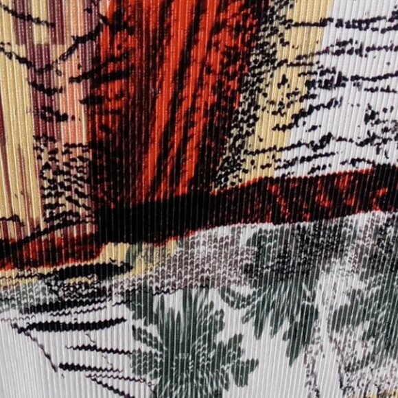 Victoria Essentials Top Size Small - Picture 6 of 9